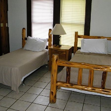 River Front Motel Bandera Exterior foto